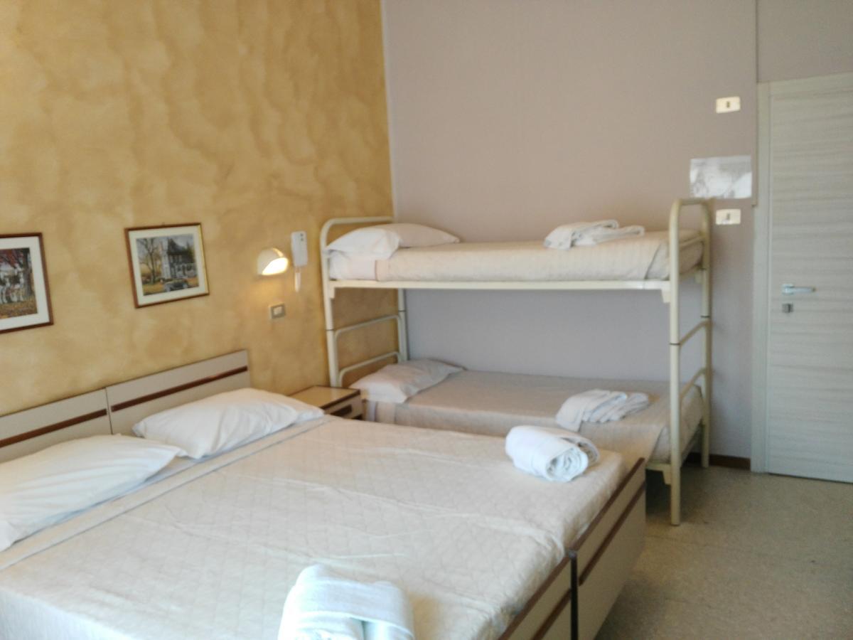 Hotel Marittimo 里米尼 外观 照片