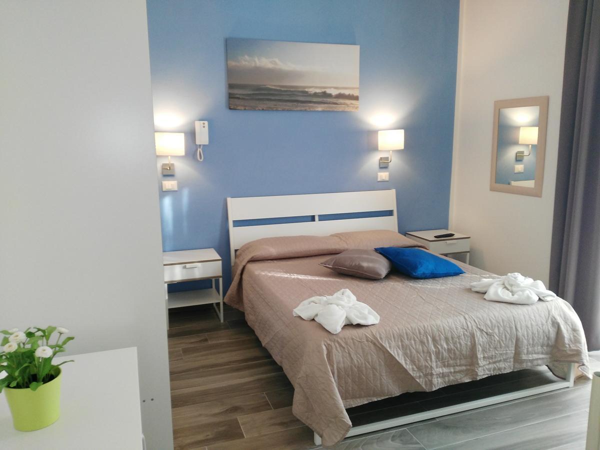 Hotel Marittimo 里米尼 外观 照片