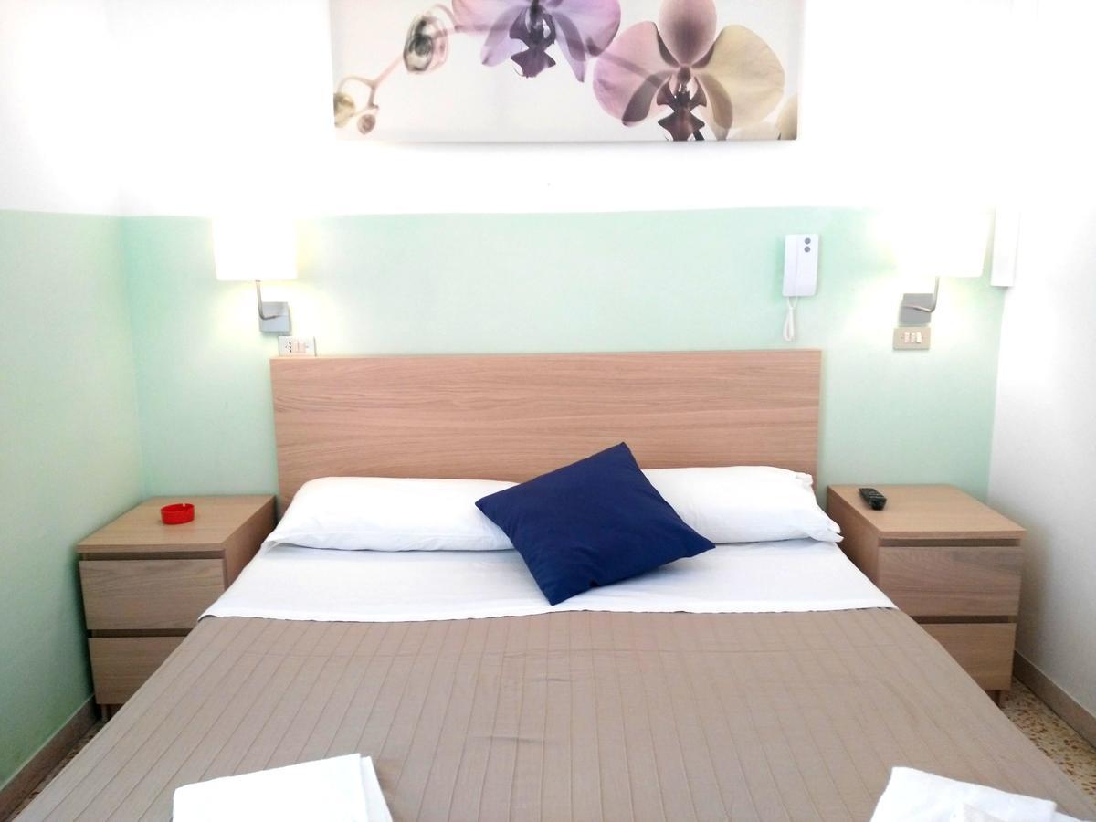 Hotel Marittimo 里米尼 外观 照片