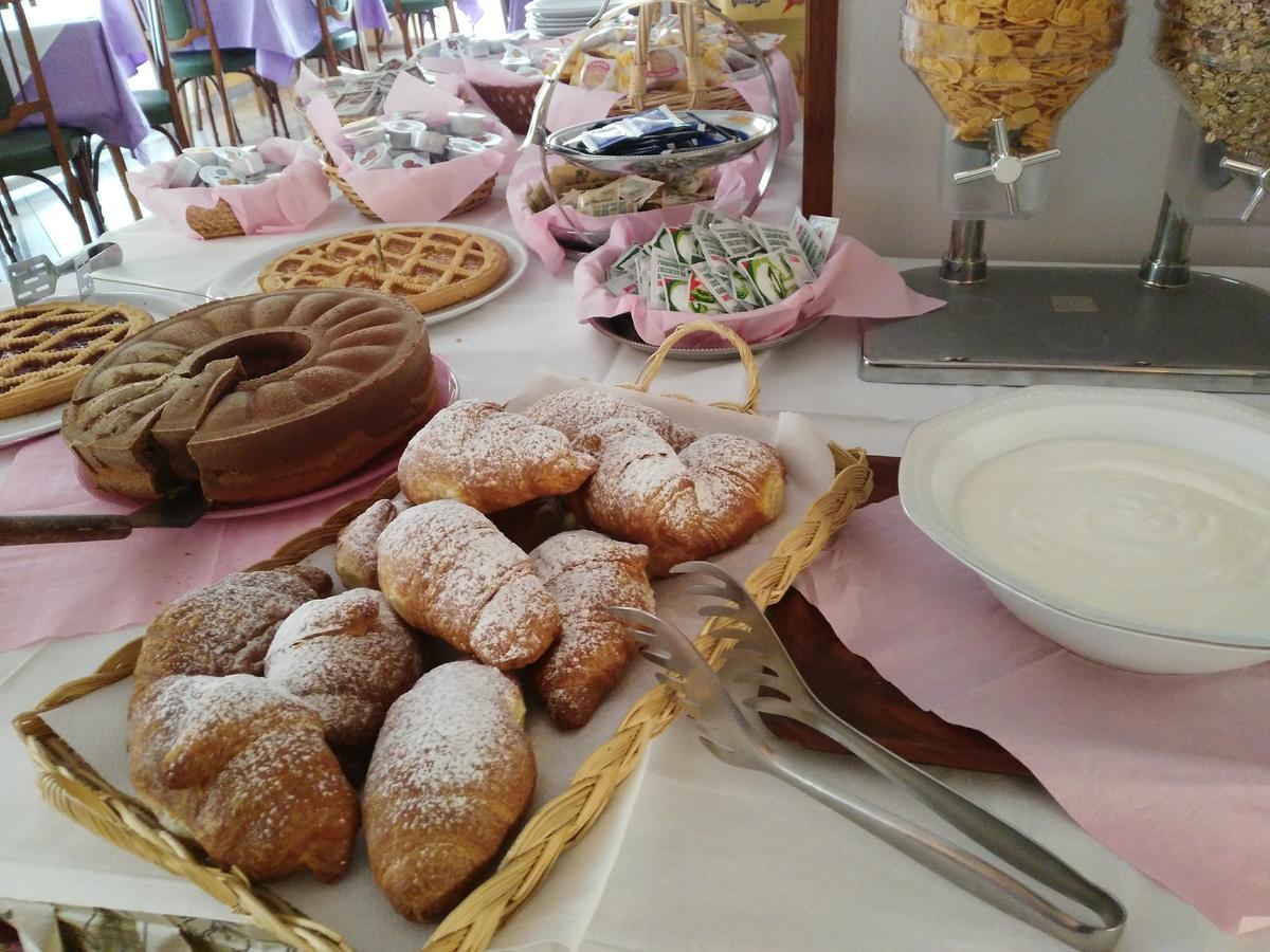 Hotel Marittimo 里米尼 外观 照片