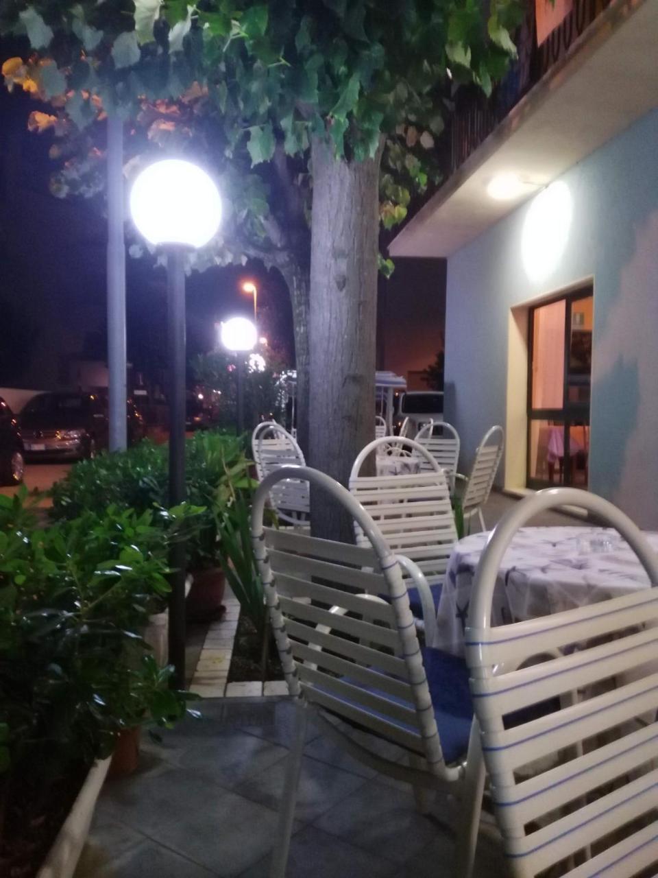 Hotel Marittimo 里米尼 外观 照片