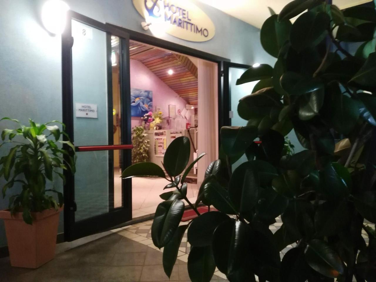 Hotel Marittimo 里米尼 外观 照片