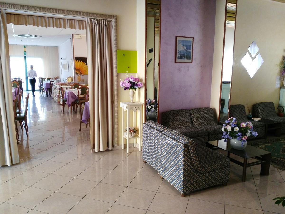 Hotel Marittimo 里米尼 外观 照片