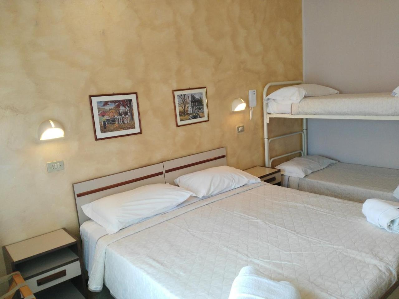 Hotel Marittimo 里米尼 外观 照片